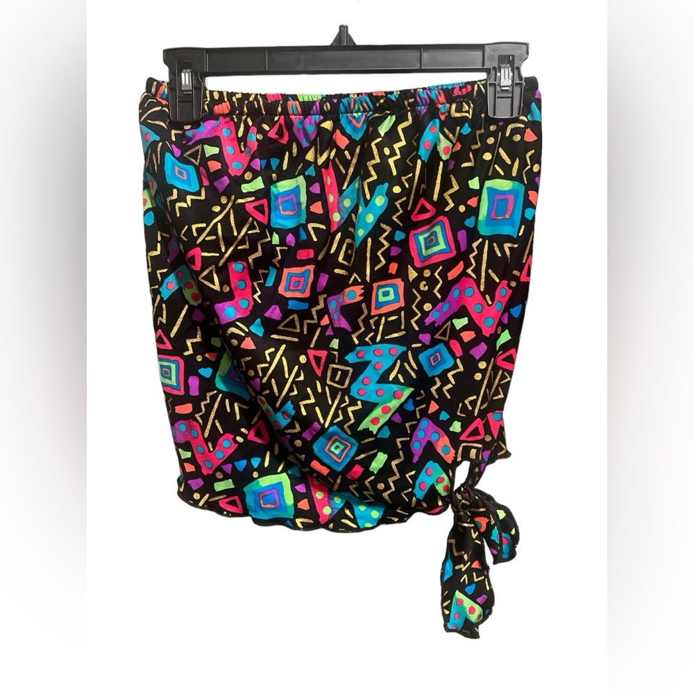 Multi Colored Abstract Design Strapless Swimsuit Top